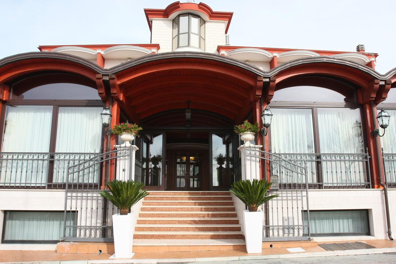 Hotel Ristorante Rossemi San Giovanni Rotondo Eksteriør billede