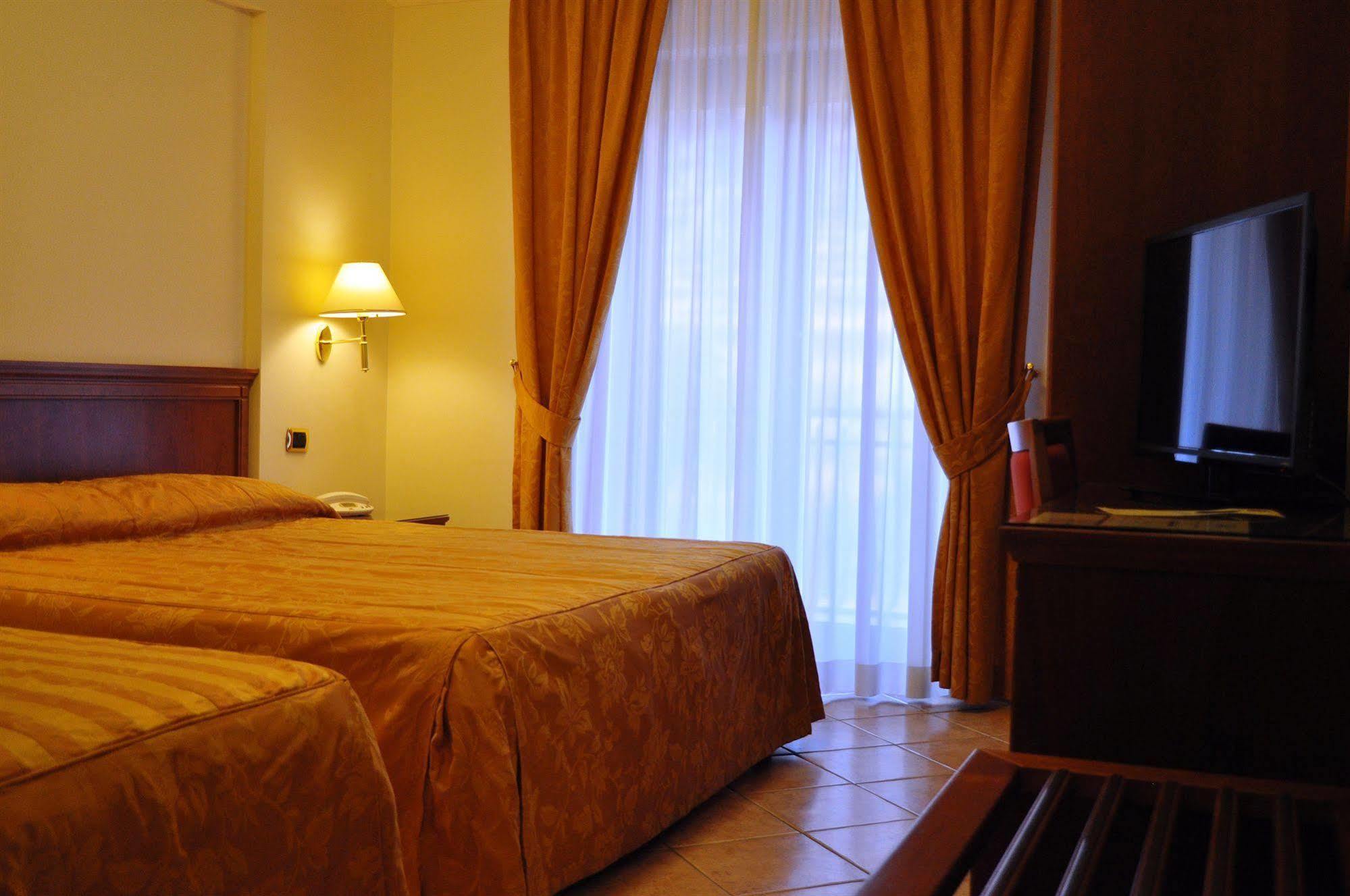 Hotel Ristorante Rossemi San Giovanni Rotondo Eksteriør billede