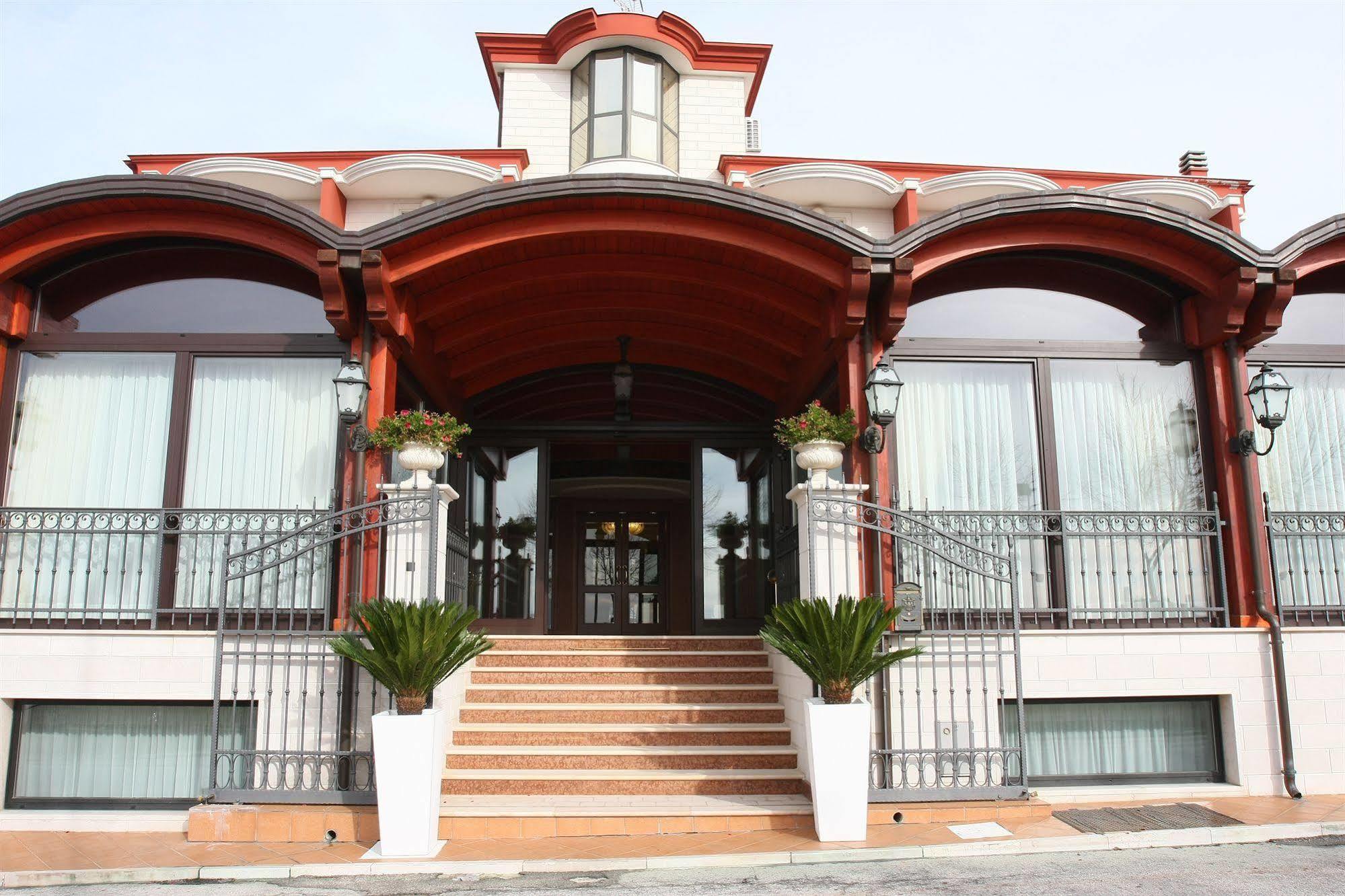 Hotel Ristorante Rossemi San Giovanni Rotondo Eksteriør billede